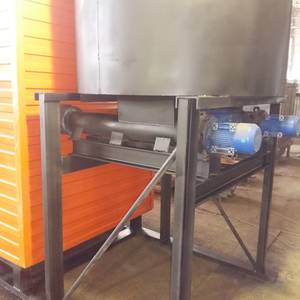 Котёл КВм-1,25 на древесных отходах со шнековой подачей