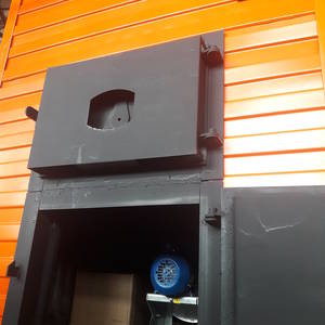 Котёл КВр-0,65 на древесных отходах с топкой ОУР