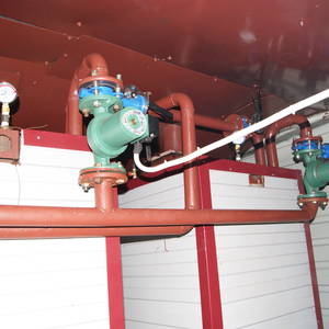 Модульная котельная МКУ-0,2 на основе котла КВр-0,2 на дровах с колосниковой решеткой