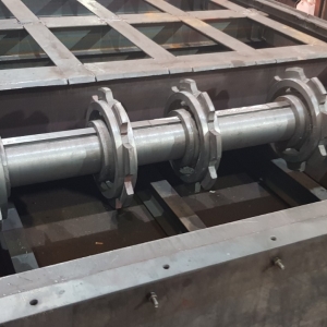 Вал передний в сборе