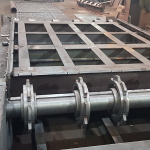 Вал передний в сборе